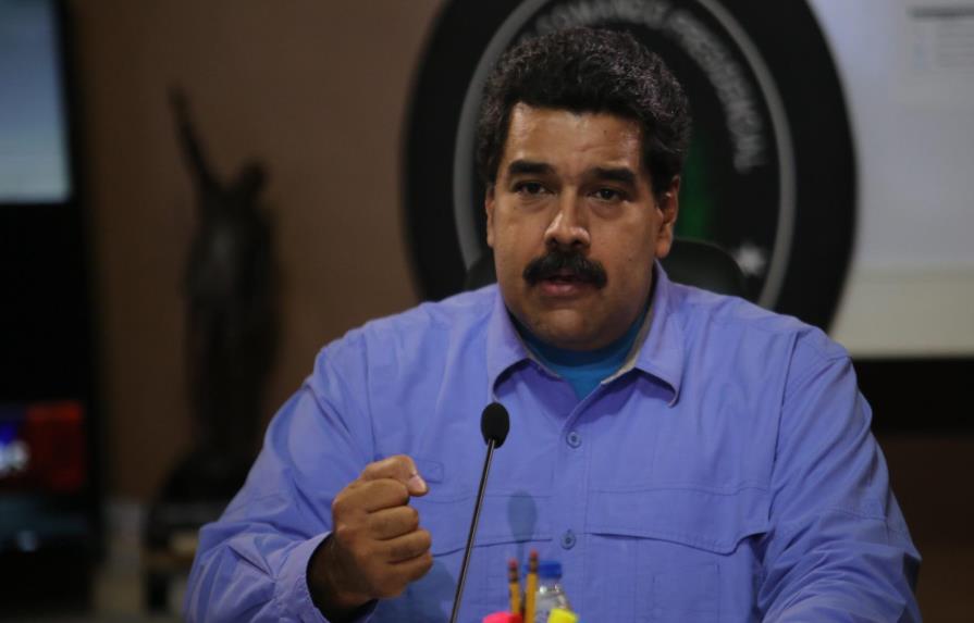 Nicolás Maduro acusa a Álvaro Uribe de coordinar asesinatos y crímenes en la frontera con Venezuela