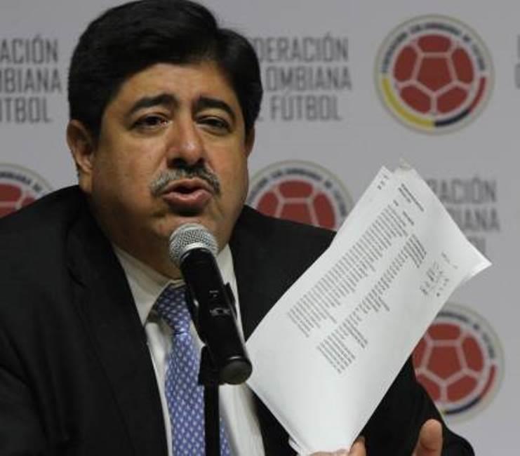 FBI descubre cuenta millonaria de expresidente del fútbol de Colombia