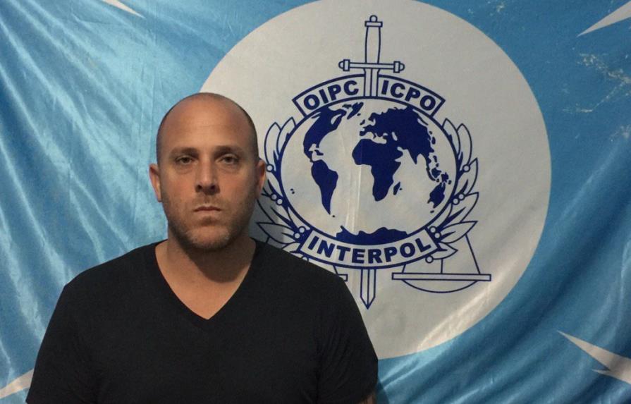 Interpol atrapa canadiense vinculado en su país con cargamento de drogas