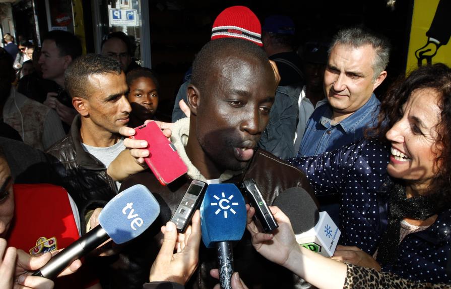 Inmigrante africano rescatado de una yola se ganó la lotería española