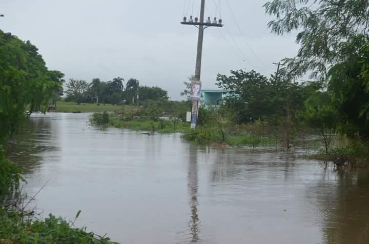 Ríos anegan campos de pozos y dejan a Boca Chica sin agua potable