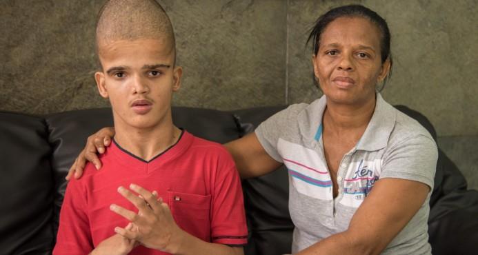 Cecanot espera la madre que solicitó ayuda  para cirugía de su hijo 