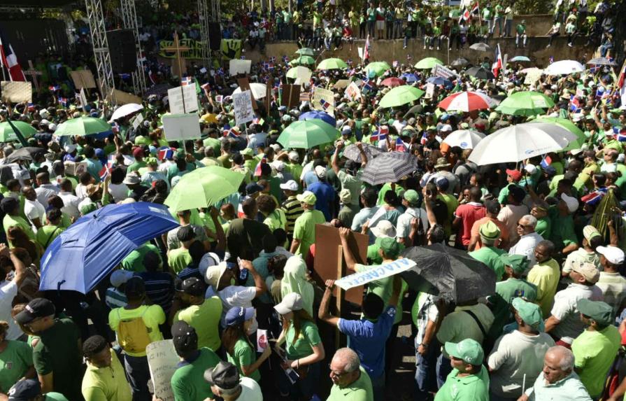 Vídeo: Manifestantes contra el Fin de la Impunidad llegan al Parque Independencia
