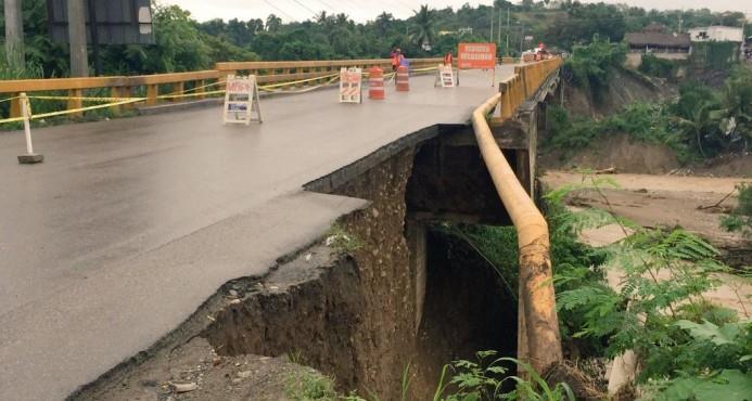 Senador José Paliza pide reparación de puentes y carreteras en Puerto Plata