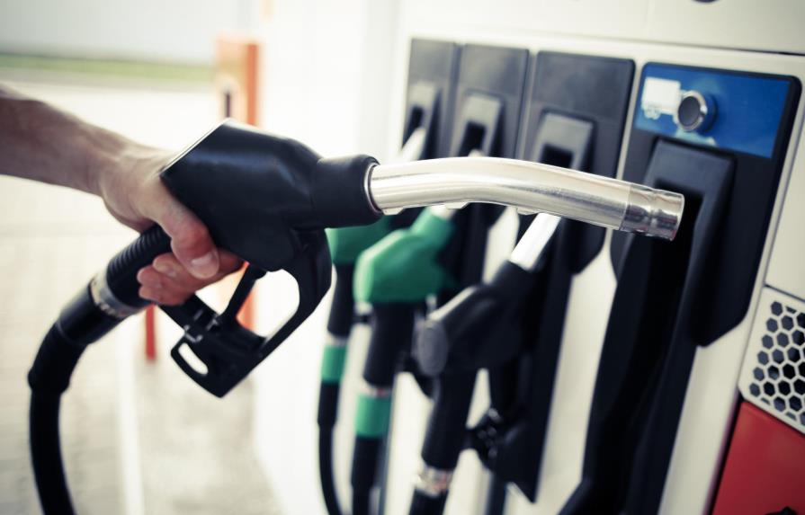 Combustibles bajarán entre RD$1.50 y RD$5.00 por galón 
