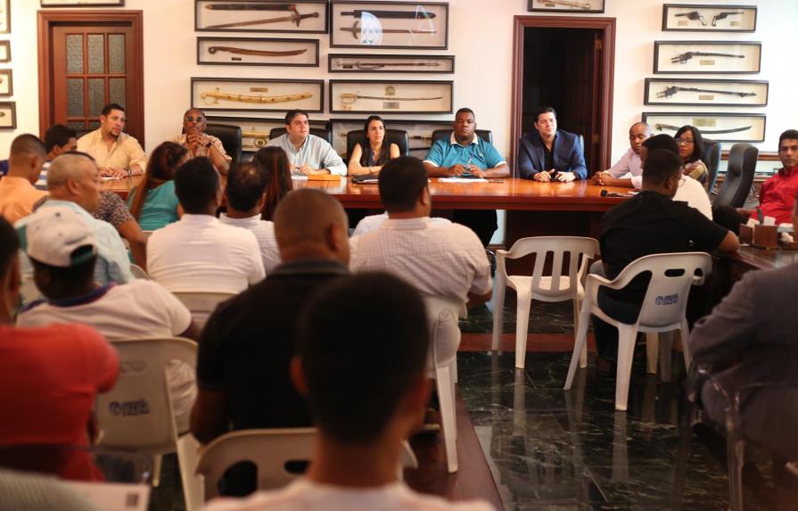 Grupo del PRM dice estar comprometido con proyecto presidencial de Hipólito