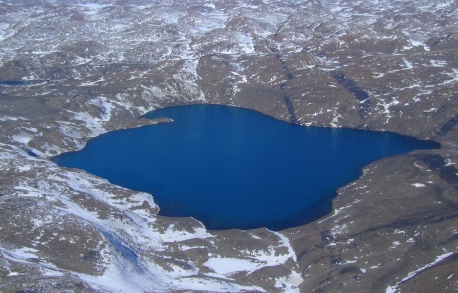 Microbios de lagos salados de la Antártida comparten ADN para sobrevivir