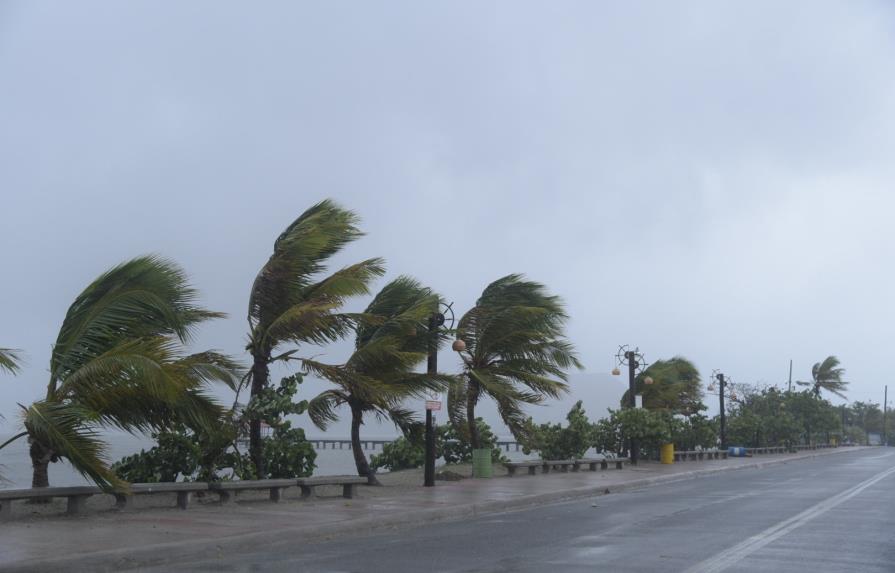 Irma causa 15 muertes en el Caribe y crece alerta por otros dos ciclones