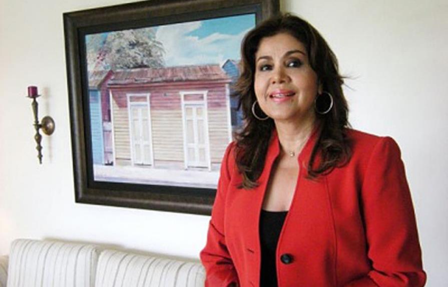Olga Lara confiesa que nació en Santo Domingo