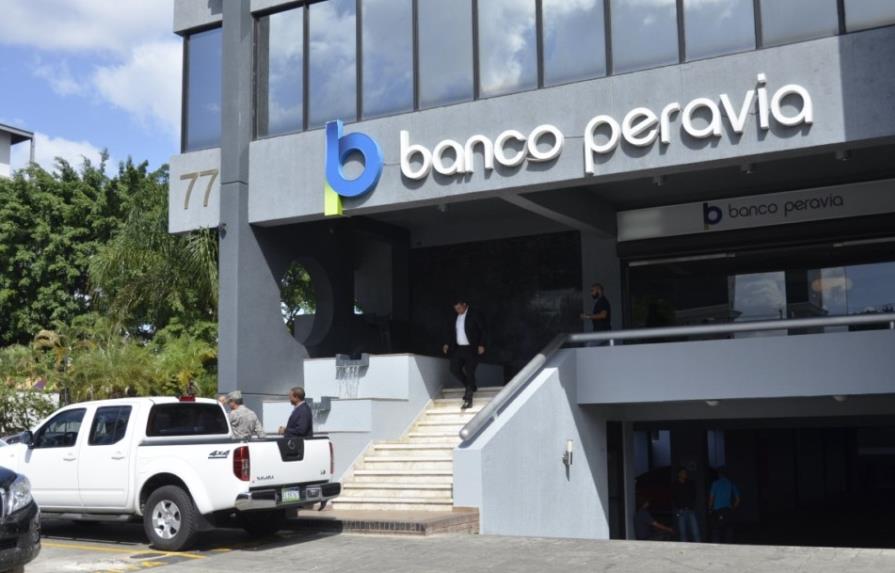 Another 13 included in Banco Peravia fraud