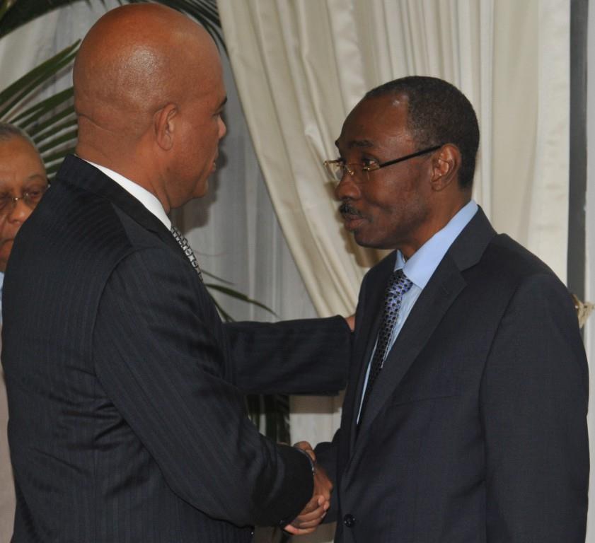 Presidente de Haití nombra un nuevo consejo electoral